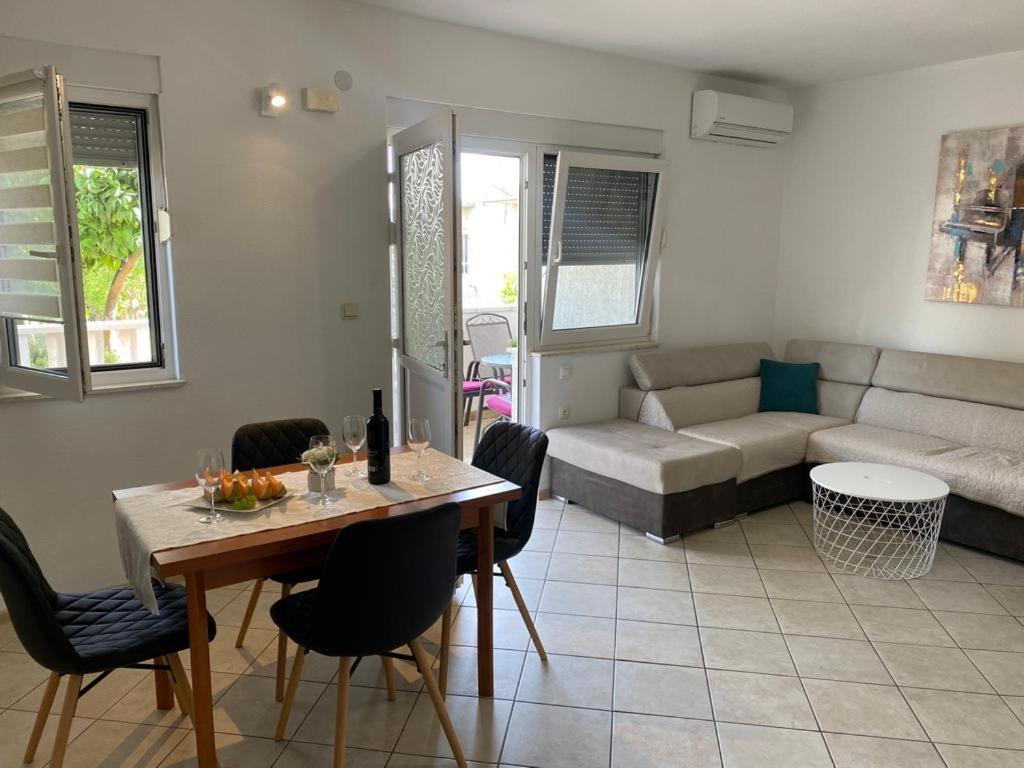 Apartmani Josipa Трогір Екстер'єр фото