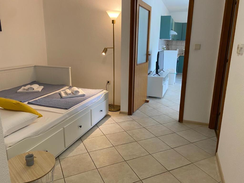 Apartmani Josipa Трогір Екстер'єр фото